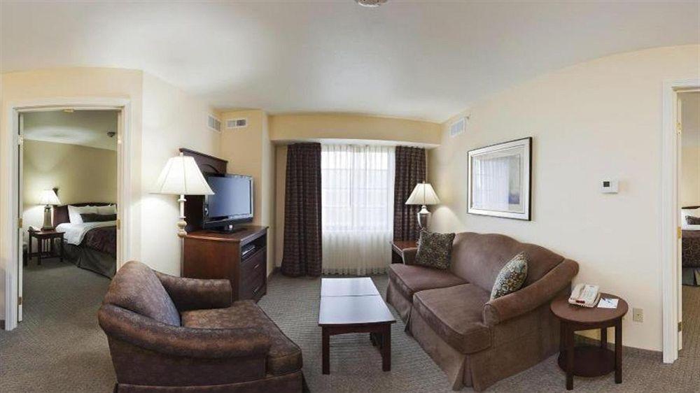 Staybridge Suites Akron-Stow-Cuyahoga Falls By Ihg Buitenkant foto